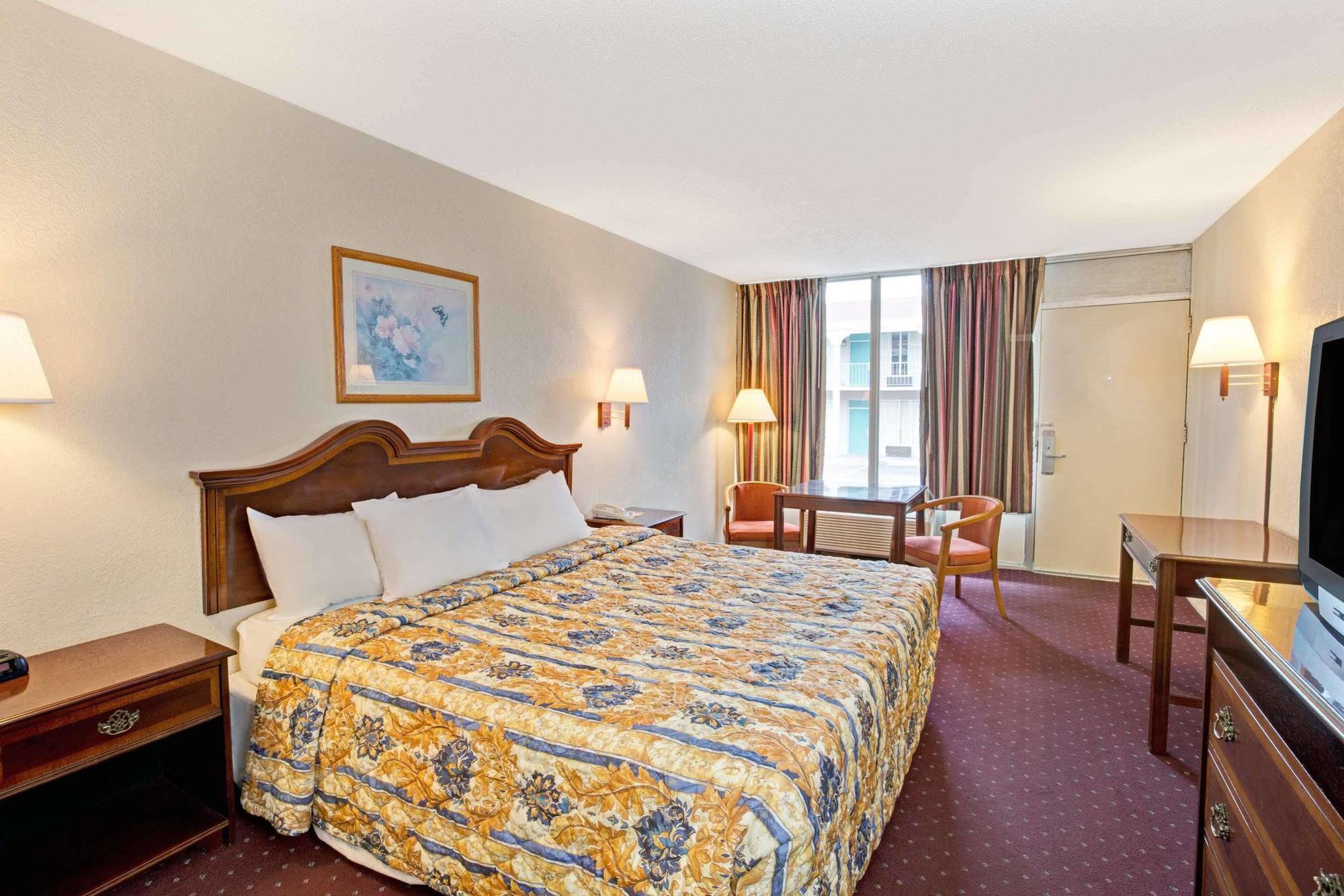 Days Inn By Wyndham Statesville Eksteriør bilde